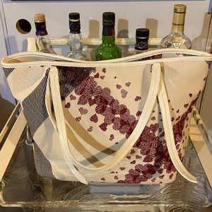 EUC Authentic 2014 Burberry Prorsum Heart tote!